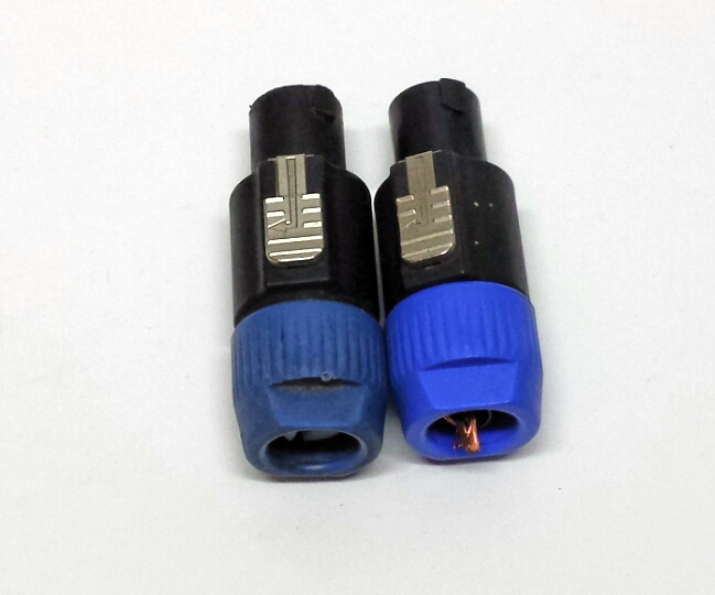 Lot of 2 Neutrik speakON NL4FC connectors